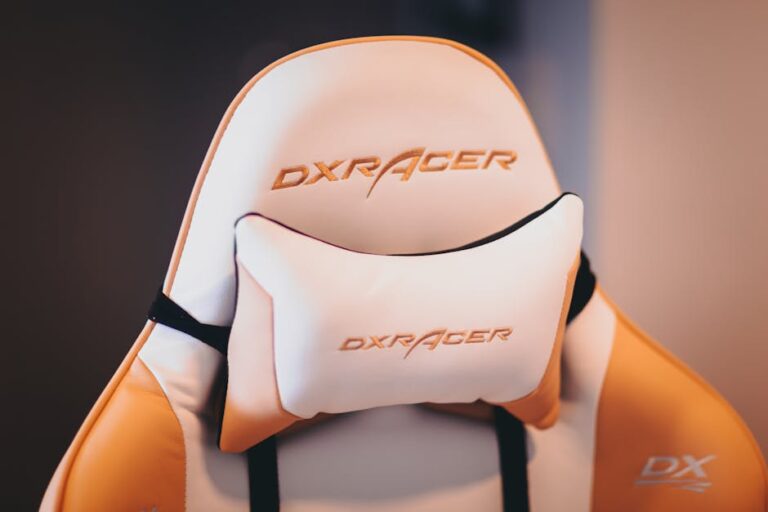 high quality ergonomic gaming chair with cushion featuring d